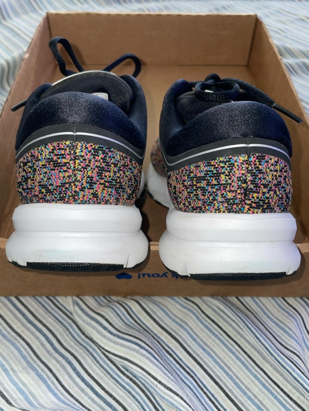 Brooks Women's Launch 5 DNA  Running Shoes Sneakers with Black Teal Accents - Picture 8 of 16